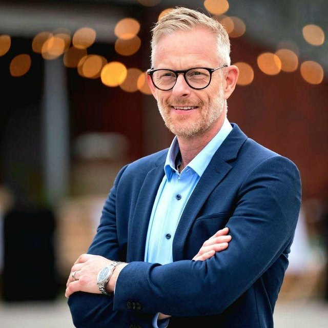 Peter Eriksson